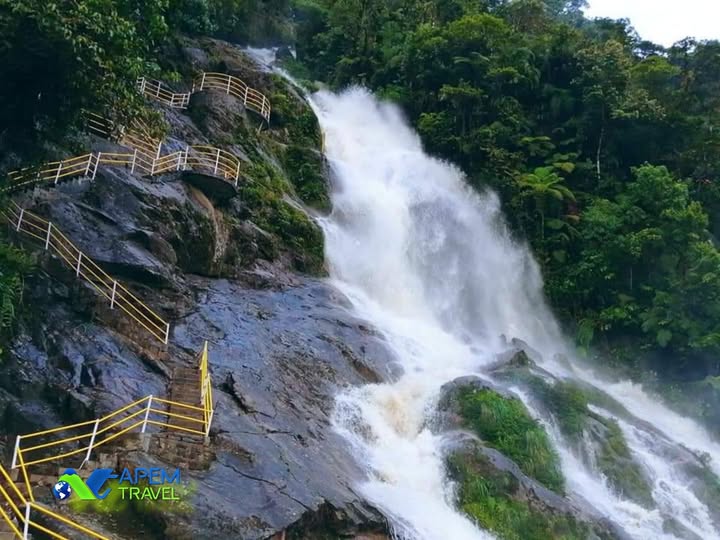 Cascada Velo de Novia